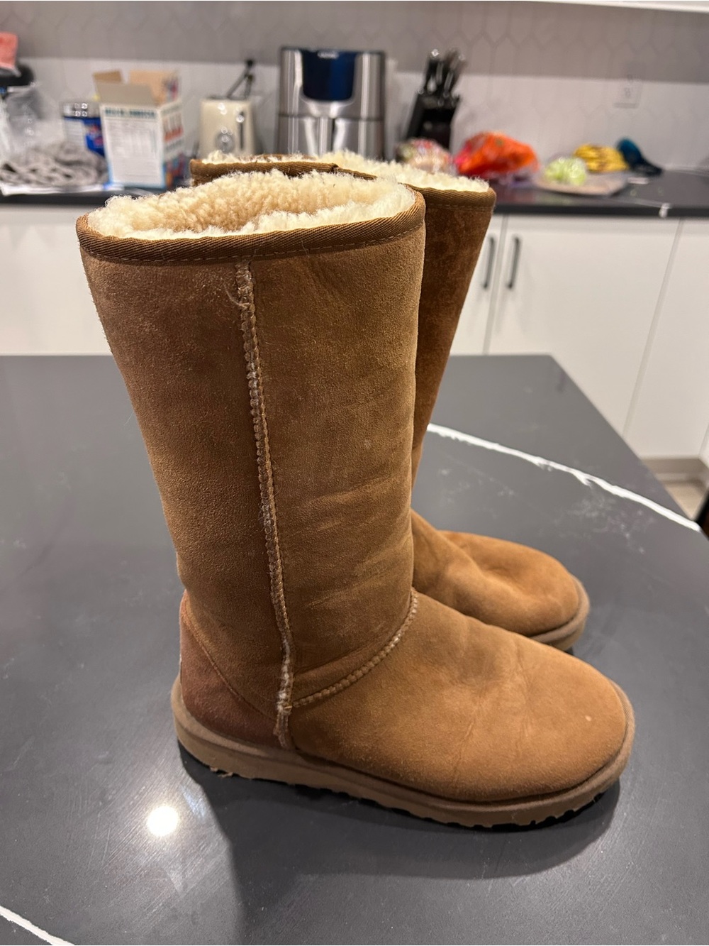 UGG Classic Tall Boots Chestnut Brown Suede Shearling Lined Sheepskin Winter
